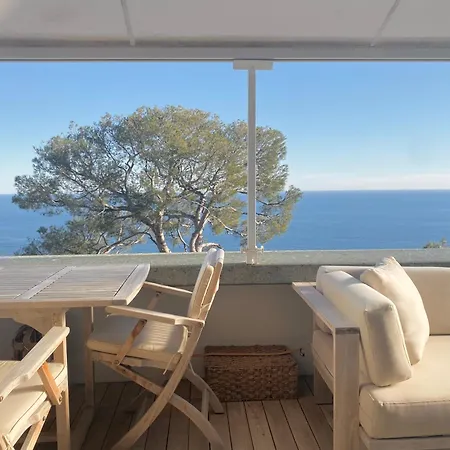 Sara Riviera Costa Plana