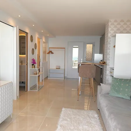 Apartment Sara Riviera Costa Plana Cap-d’Ail