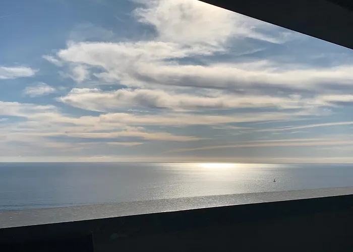 莎拉里维拉科斯塔普拉纳公寓 * 卡普戴尔