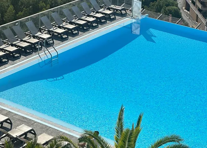 莎拉里维拉科斯塔普拉纳公寓 * 卡普戴尔